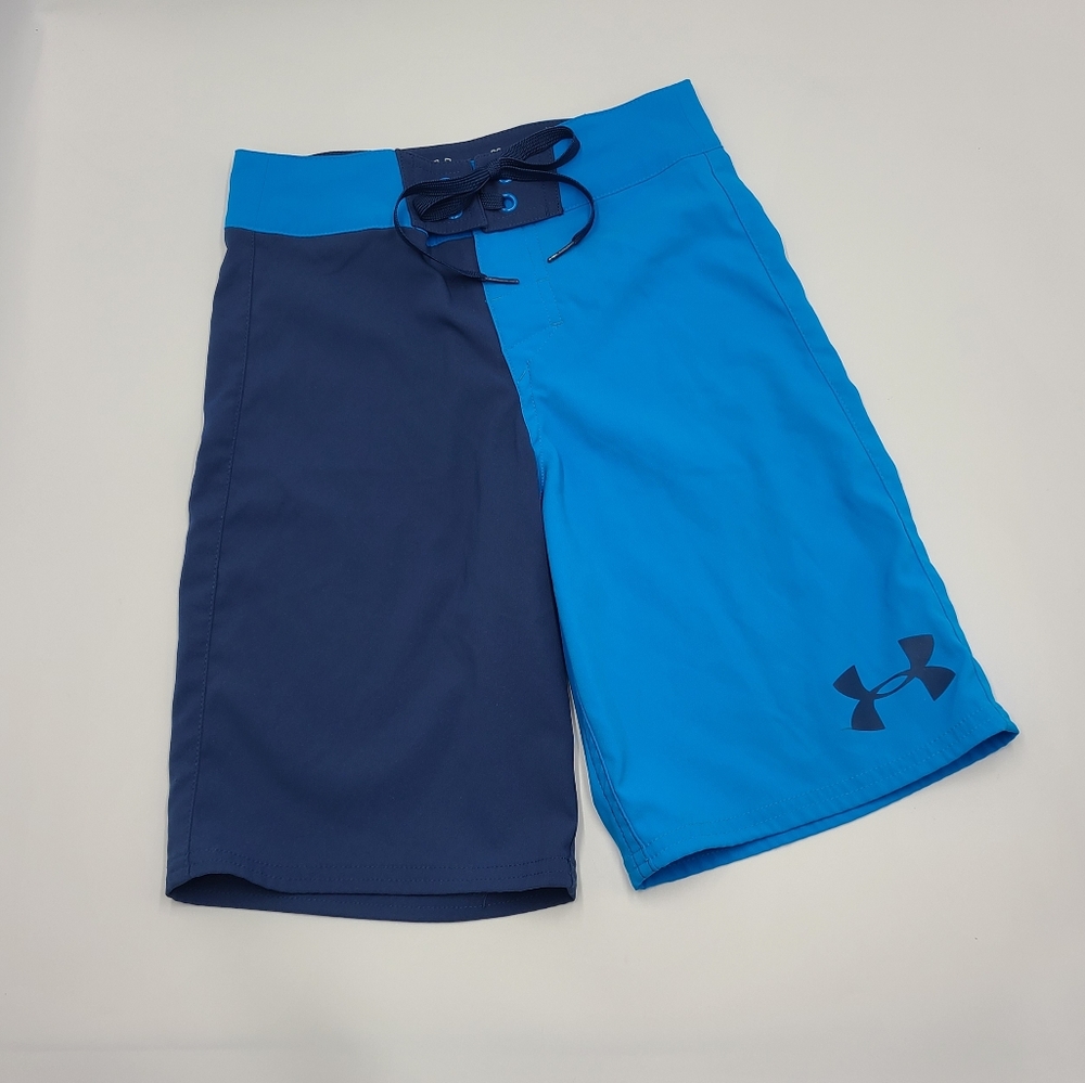 Under Armour boys' board shorts size 10S